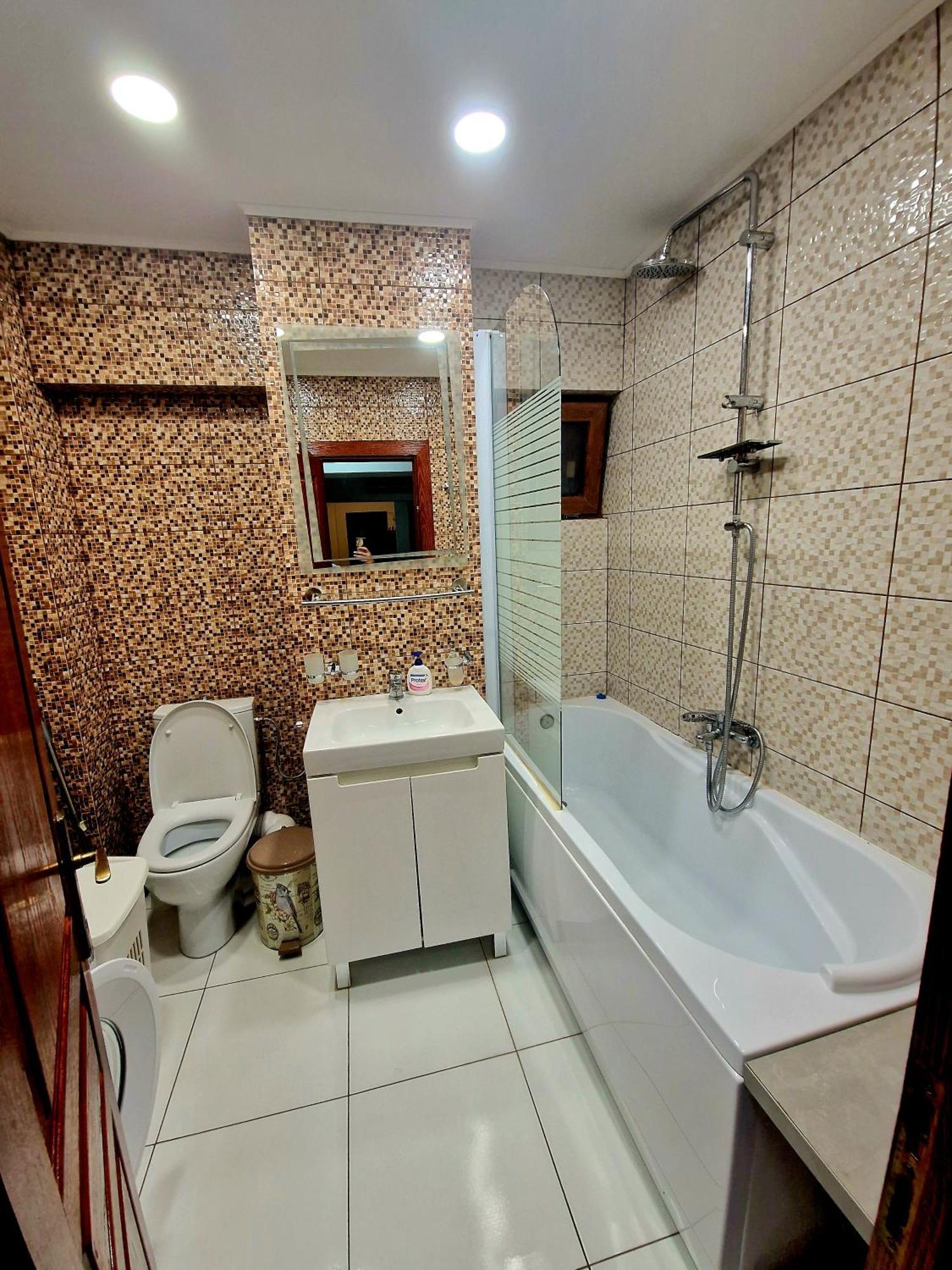 Cozy Appartment In The Center Targoviste Exterior photo